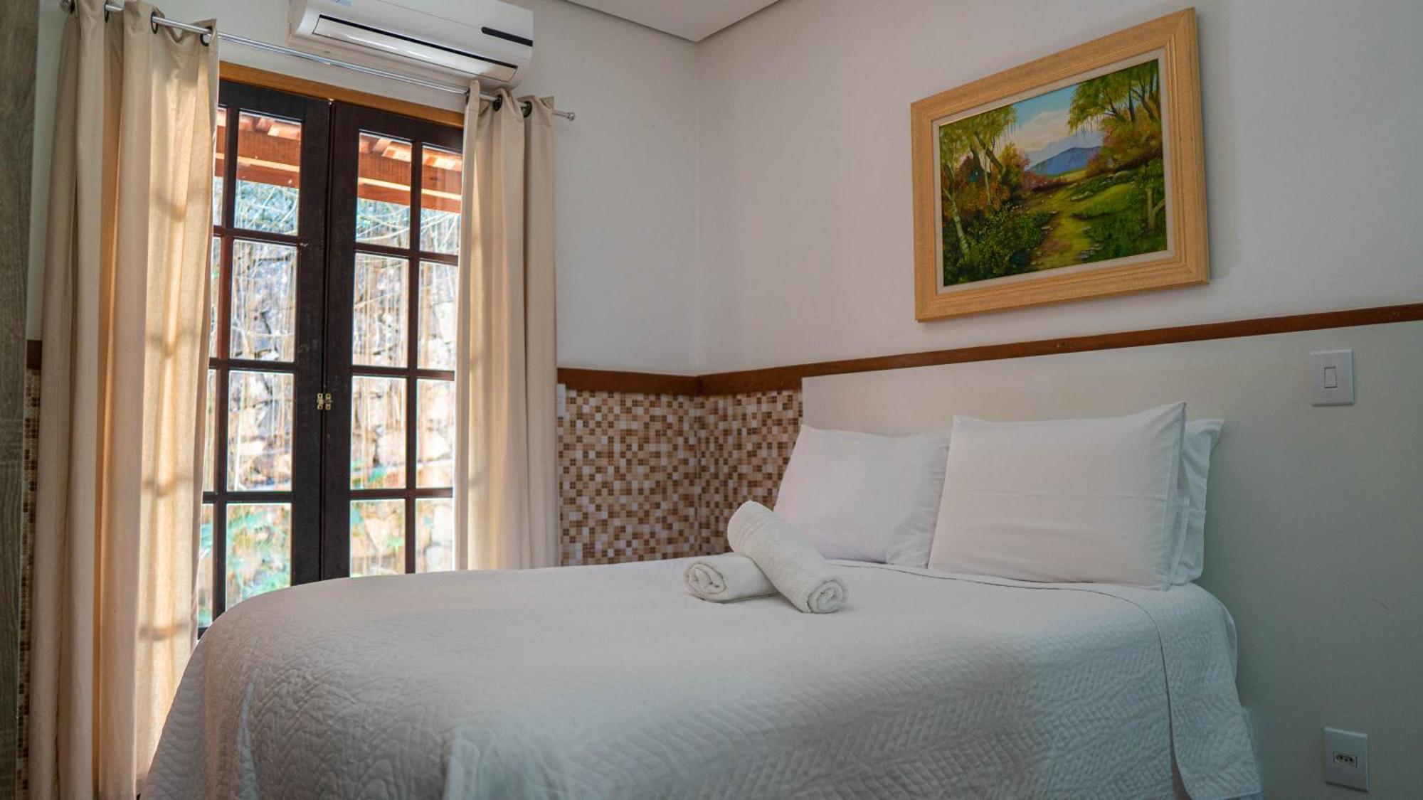 Yannai Chale Praia Hotel Ilhabela Room photo